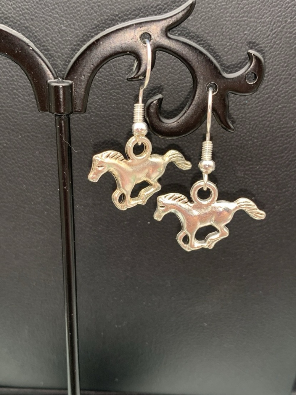 Small Silver tone galloping Horse Dangle Earrings - Charming Equine Design